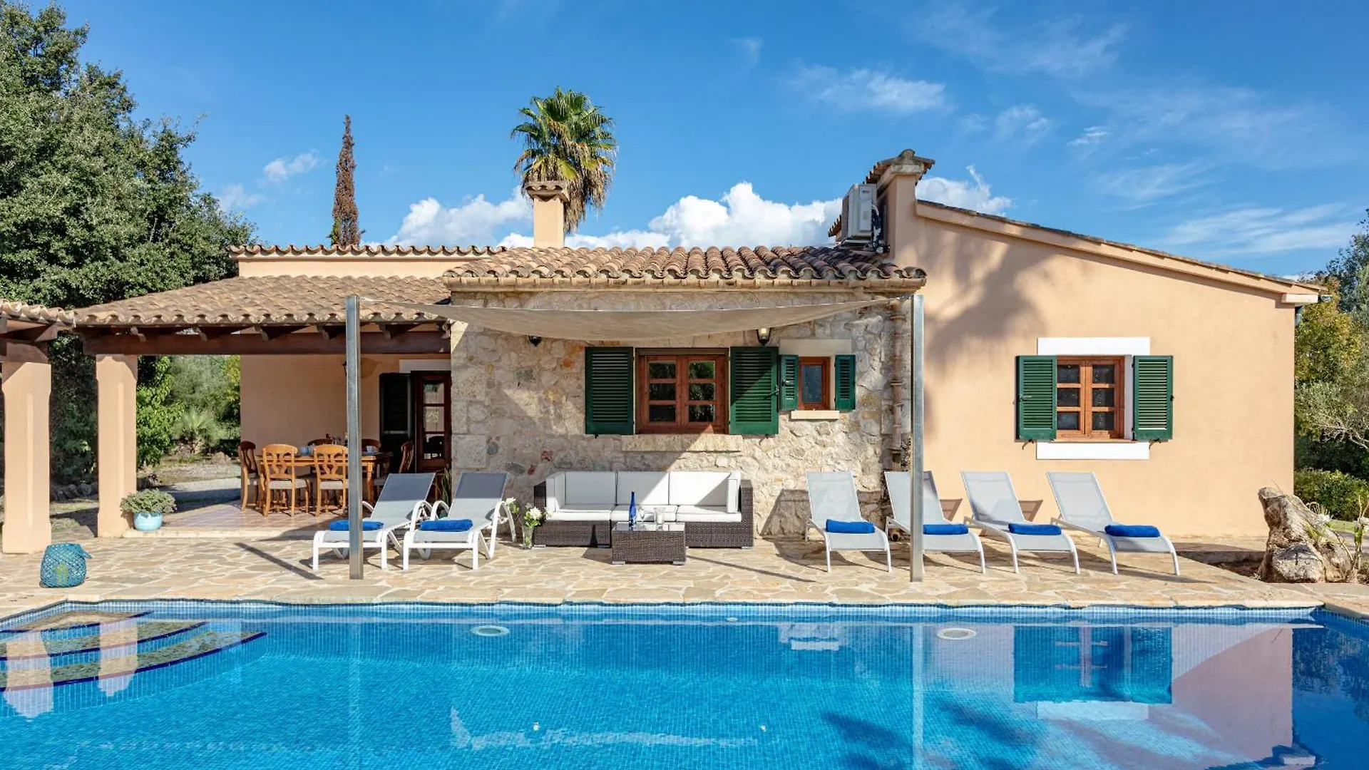 Joana Villa Pollenca Spain